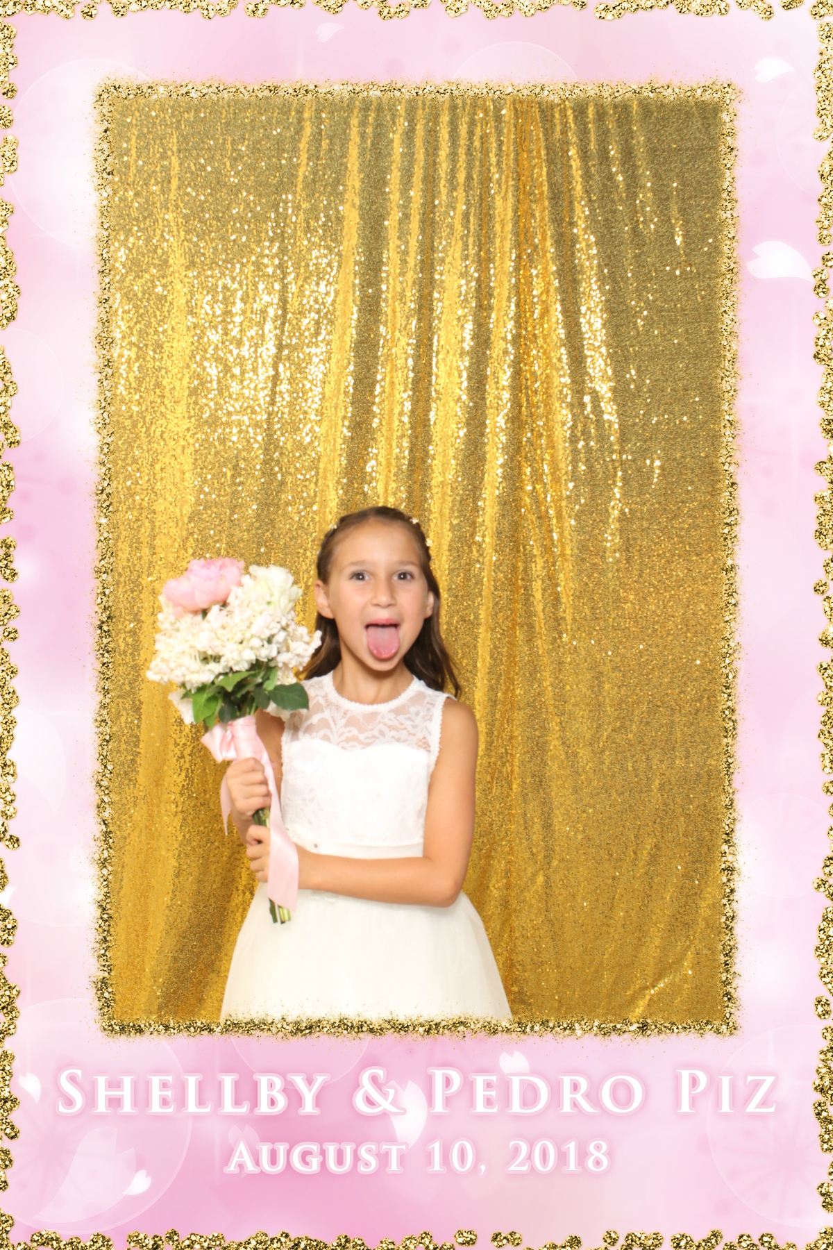 Piz Wedding | View more photos from the event at gallery.niknoxphotobox.com/u/NiKnox-Photo-Box/Piz-Wedding